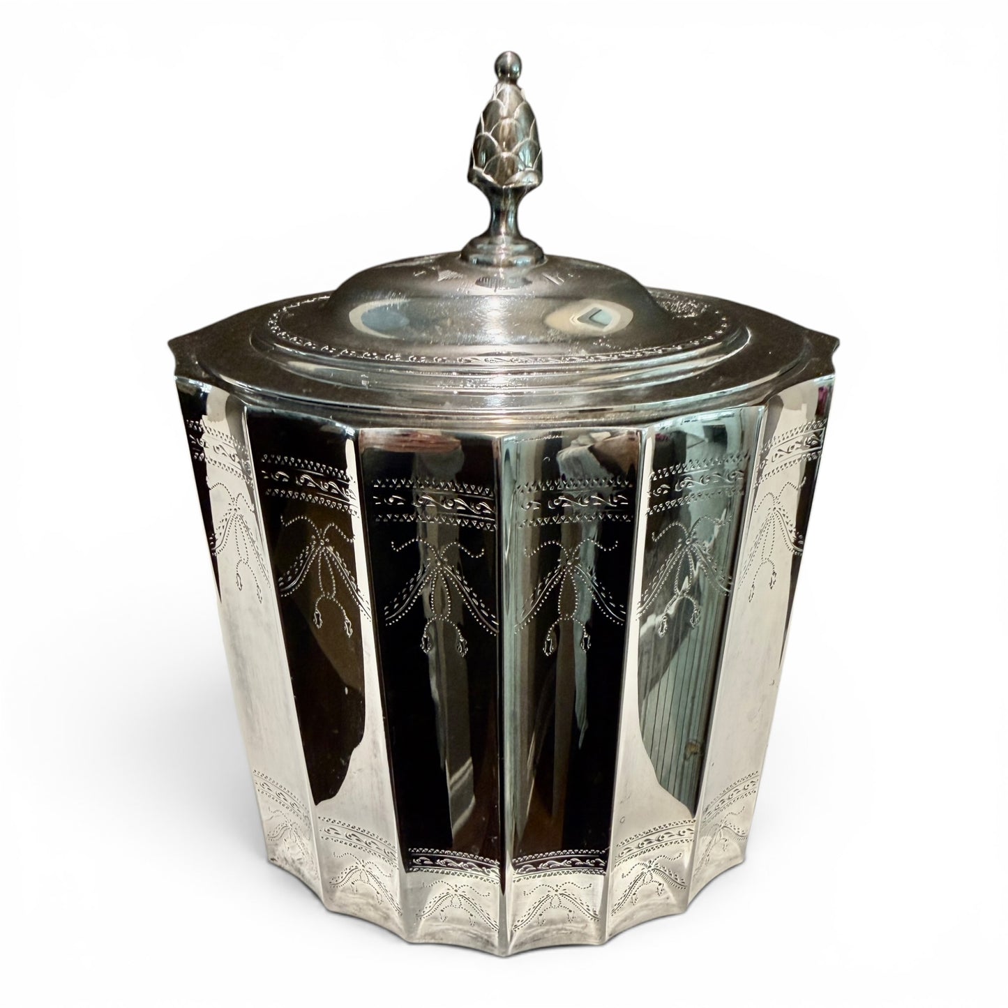 Vintage Lunt Silversmiths Paul Revere Silverplate Biscuit Box | Tea Caddy