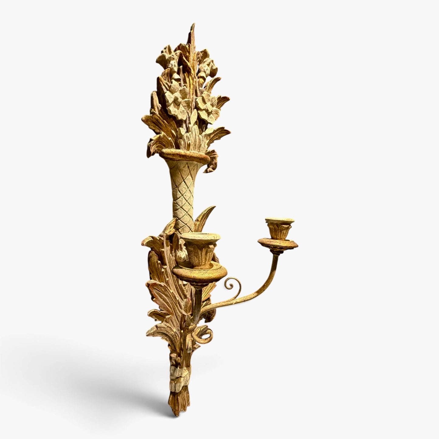 Vintage Italian Palladio-Attributed Hand-Carved Polychrome Giltwood Floral Wall Sconce, c. 1950s–60s